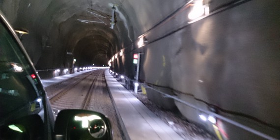 This picture is from one of the two tunnels in Hallandsåsen. Both tubes are 8.7 kilometers long. It took 23 years to finish the tunnels (please read more in our August 2015 newsletter).